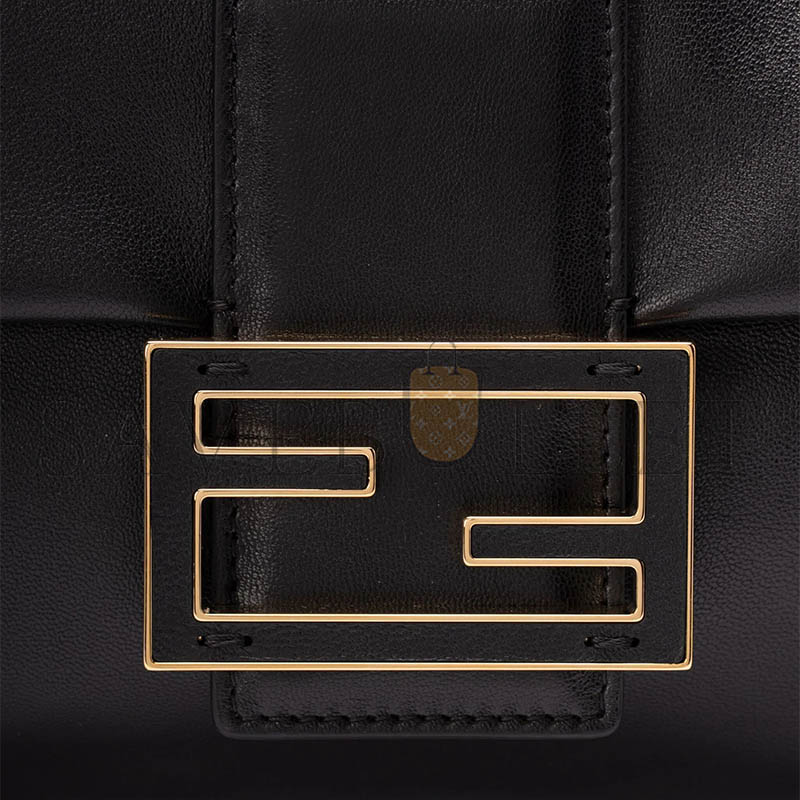 FENDI MAMMA BAGUETTE LARGE BAG  8BR834AQ0DF0KUR (31*22*12cm)